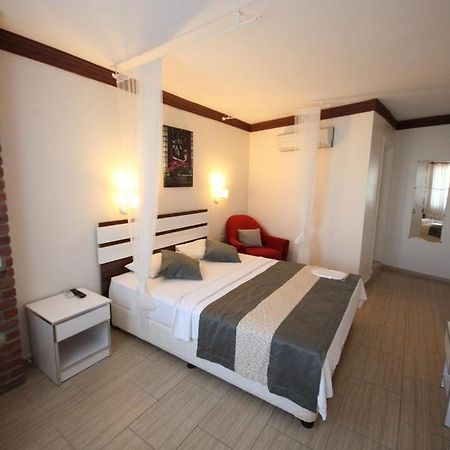 Lavinya Otel Бозджаада Экстерьер фото