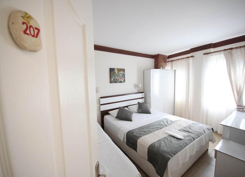 Lavinya Otel Бозджаада Экстерьер фото
