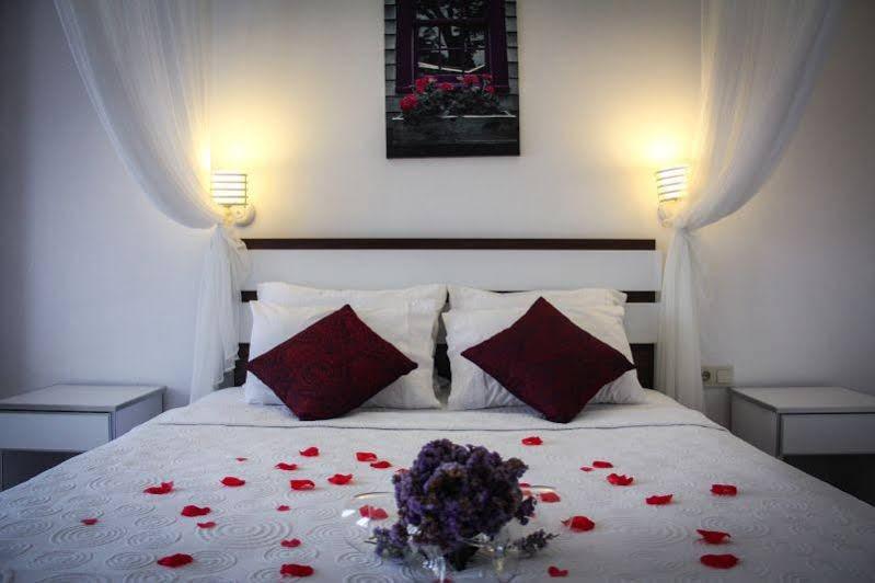 Lavinya Otel Бозджаада Экстерьер фото